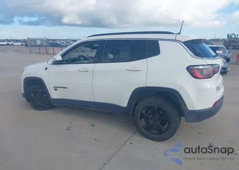 2017 Jeep New Compass Latitude 4X4 z USA, uszkodzony, nr VIN 3C4NJDBB6HT641838